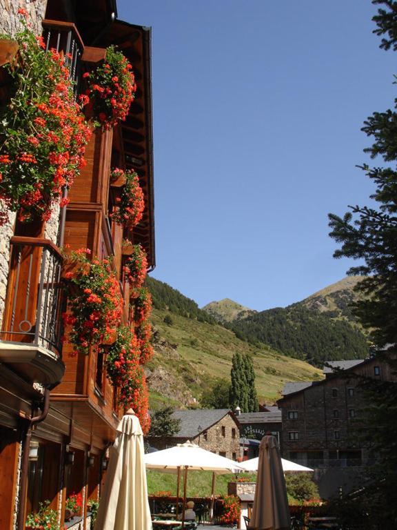 Hotel Soldeu Maistre Exterior photo